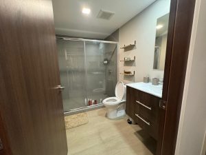 8a4682c2-b508-4e7a-a14e-48275232a7d3-min