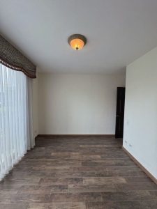 IMG_0121-compressed-scaled