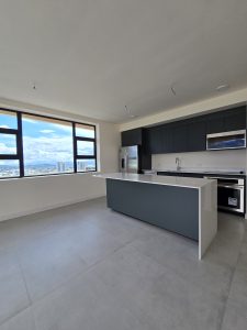 REMAX 3 SPACIOUS BEDROOM FOR RENT (3)