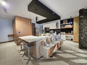 REMAX-FURNISHED LUXURY APARTMENT (6)