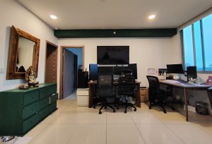 WhatsApp Image 2025-11-13 at 19.55.52 (1)