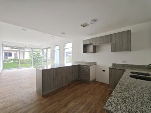 WhatsApp Image 2025-11-13 at 22.26.45 (1)