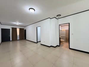 WhatsApp Image 2025-11-13 at 22.34.53