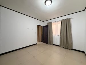 WhatsApp Image 2025-11-13 at 22.34.54 (1)