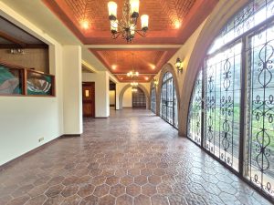 WhatsApp Image 2025-11-14 at 09.01.42 (2)