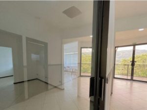 commercial bldg pozos4