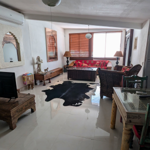 Commercial Building for Sale in Lindora 10