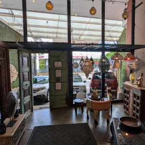 Commercial Building for Sale in Lindora 5