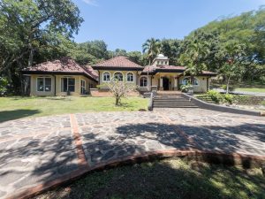 La Garita Nature & Equestrian Estate1