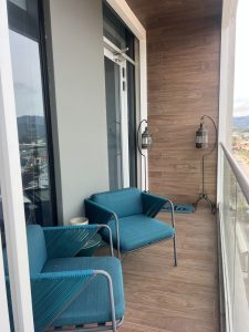 Las Loras Tower apartment 4